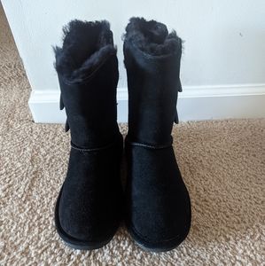 Bearpaw Abigail boots black size 6 womens